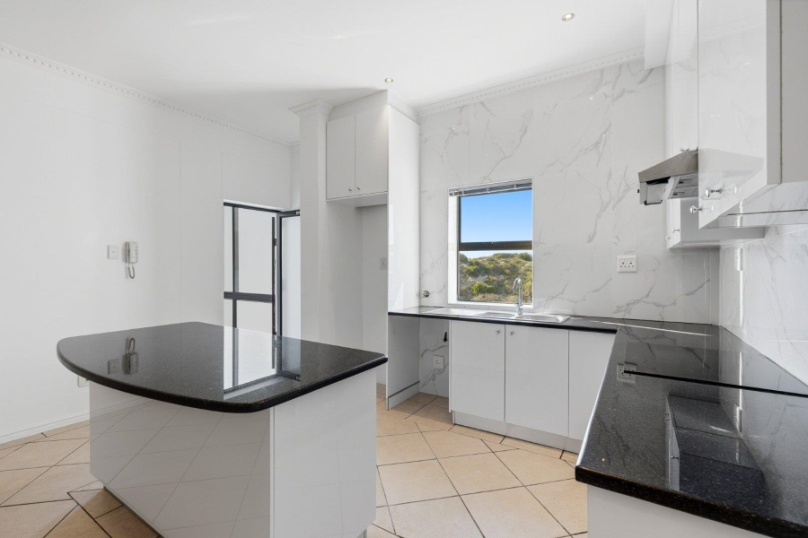 To Let 2 Bedroom Property for Rent in Big Bay Western Cape
